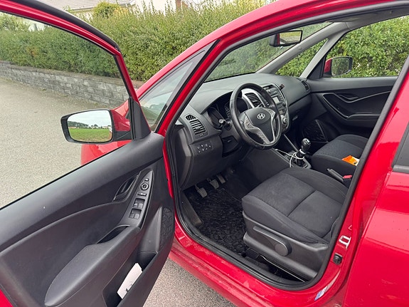 Hyundai ix20 7 of 12