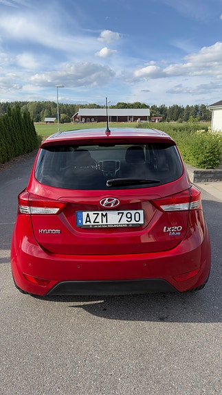 Hyundai ix20 2 of 12