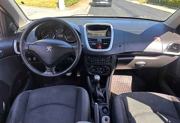 Peugeot 206+ 7 of 9