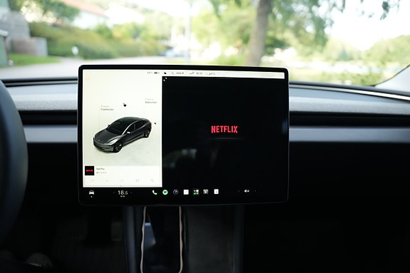 Tesla Model 3 8 of 25