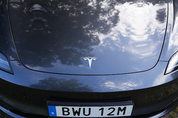 Tesla Model 3 13 of 25