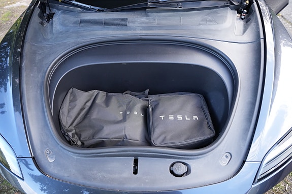 Tesla Model 3 14 of 25