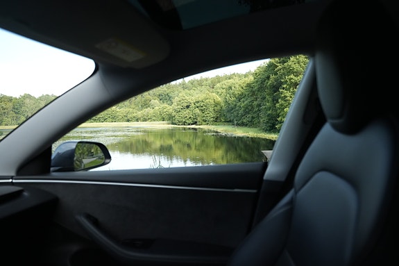 Tesla Model 3 3 of 25