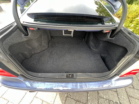 Mercedes-Benz CLK200 23 of 24