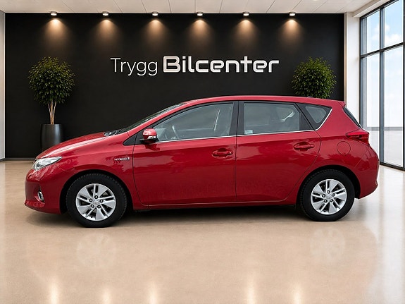 Toyota Auris 2 of 21