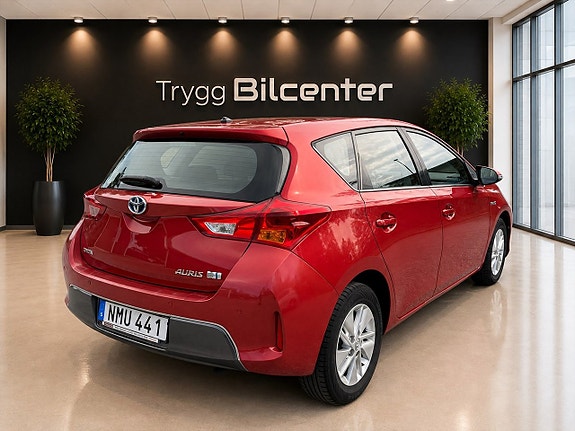 Toyota Auris 5 of 21