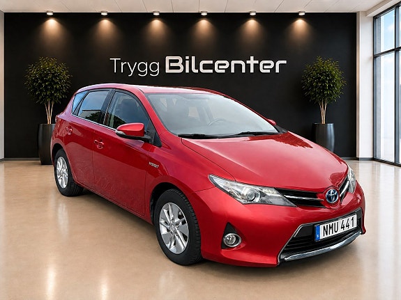 Toyota Auris 7 of 21