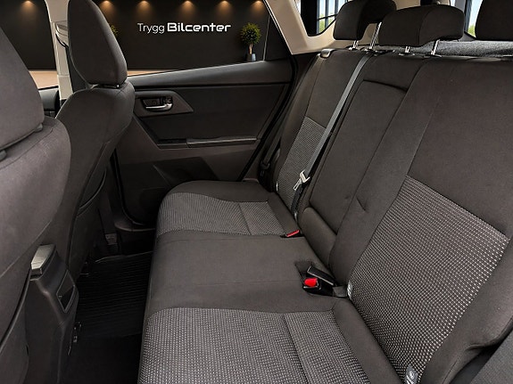 Toyota Auris 15 of 21