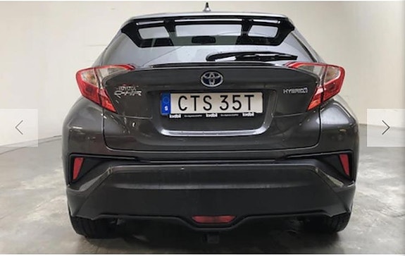 Toyota C-HR 4 of 4