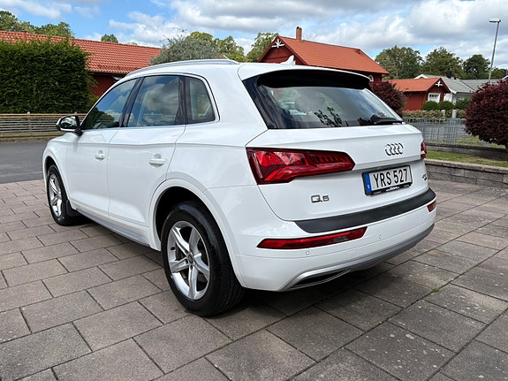Audi Q5 3 of 12