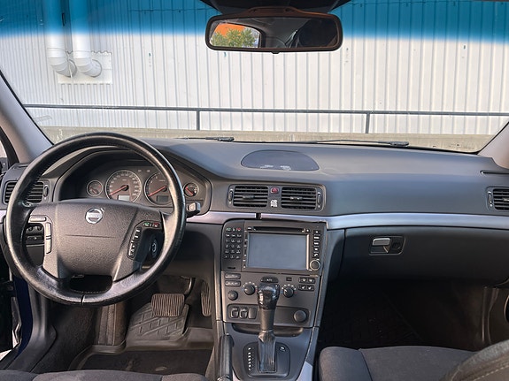 Volvo S80 5 of 6