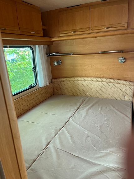 Adria Adria Unica B 462 DP 7 of 10