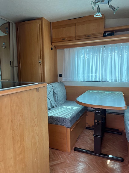 Adria Adria Unica B 462 DP 5 of 10