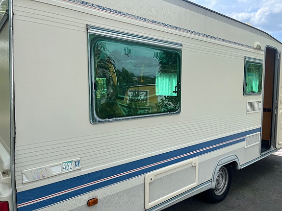 Adria Adria Unica B 462 DP 2 of 10