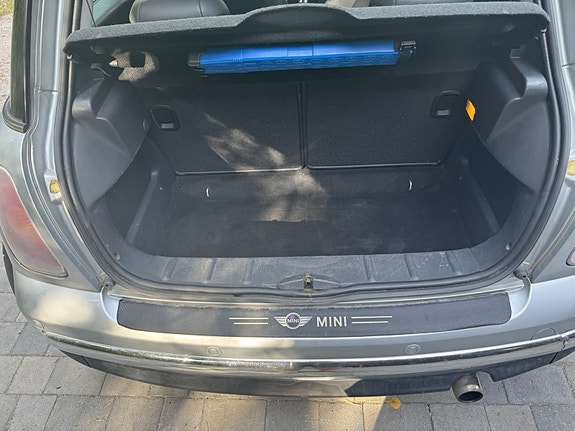 MINI Cooper 8 of 9