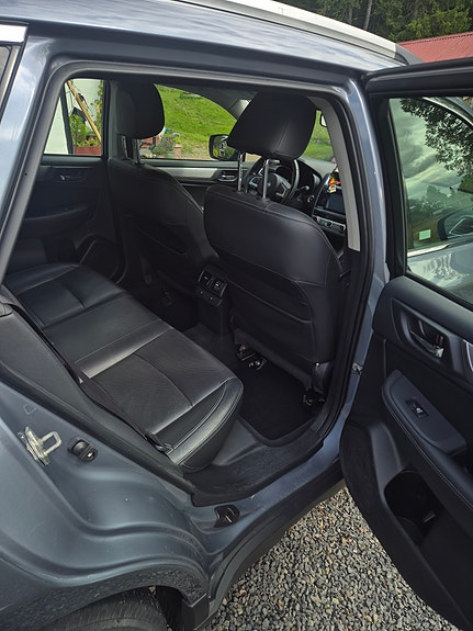 Subaru Outback 7 of 8