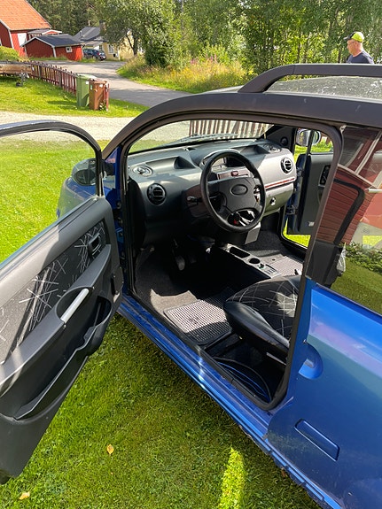 Microcar Campus 5 of 7