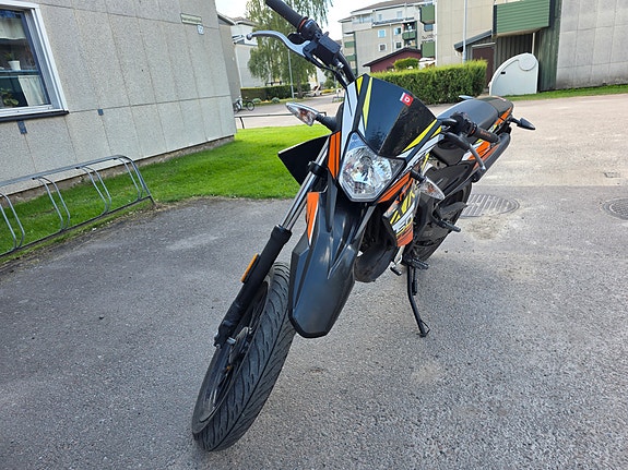Derbi Xtreme SM 50 2 of 5