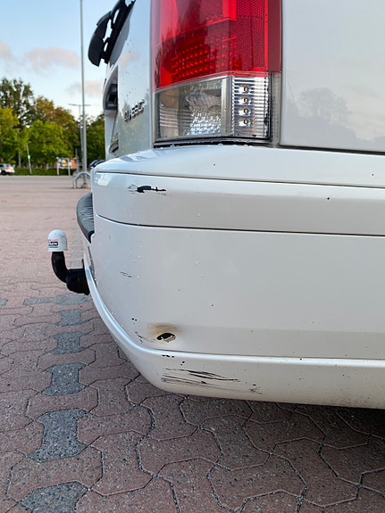 Volvo V70 12 of 16