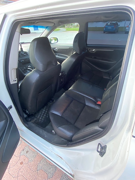 Volvo V70 15 of 16