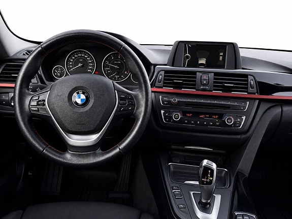 BMW 320d 8 of 11