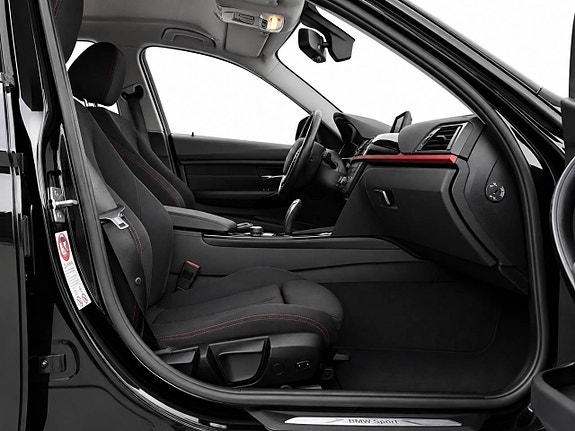BMW 320d 9 of 11