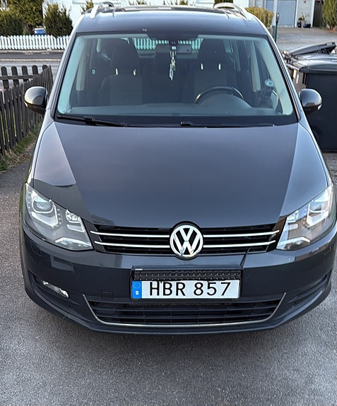 Volkswagen Sharan 2 of 4