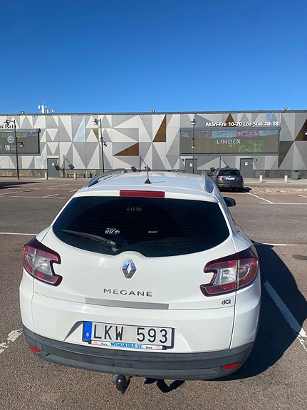 Renault Megane III 3 of 4
