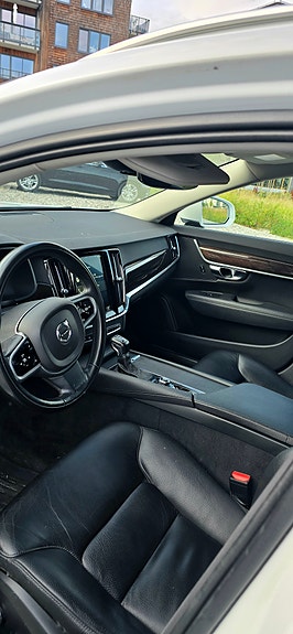 Volvo V90 5 of 5