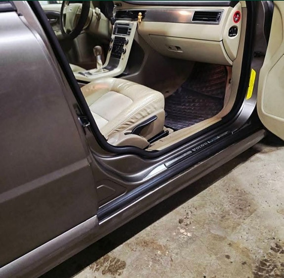 Volvo V70 5 of 14