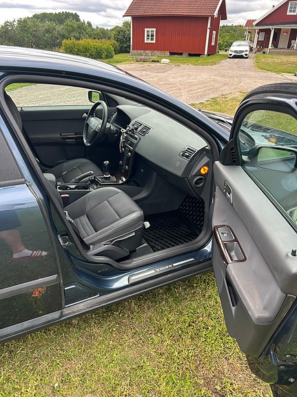 Volvo S40 12 of 12