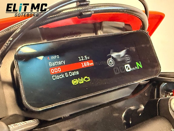 KTM | 690 SMC-R | Wheelie Control | ABS | Launch Control 20 of 21