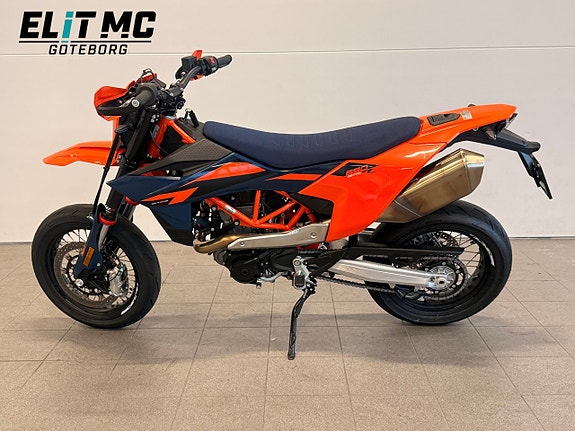 KTM | 690 SMC-R | Wheelie Control | ABS | Launch Control 13 of 21