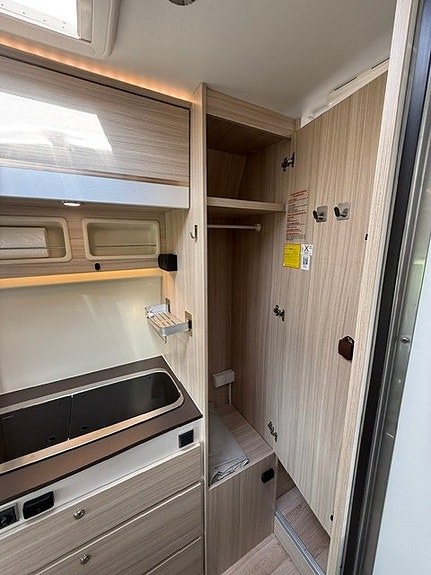 Dreamer Camper Five. 5 sitt /sovpl+Automat+160hk+320Ah Litiumbatt 4,25t 19 of 30