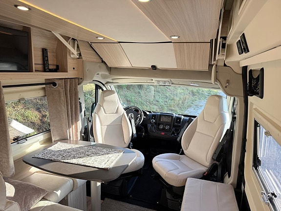 Dreamer Camper Five. 5 sitt /sovpl.+320AhLit,.batt+160hk 4 of 30