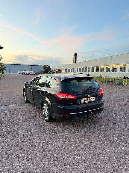 Ford Mondeo 5 of 8