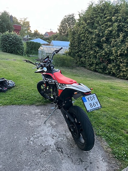 Beta Beta rr 50 motard track 3 of 6