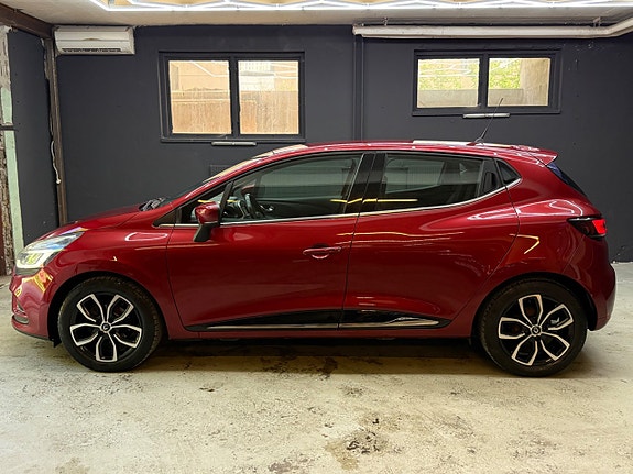 Renault Clio 2 of 16