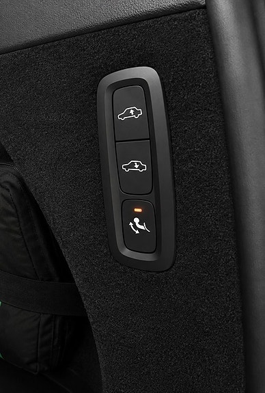 Volvo XC90 14 of 15
