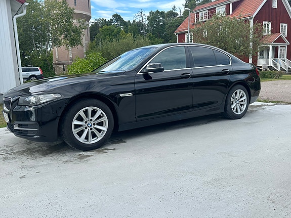 BMW 520d 2 of 10