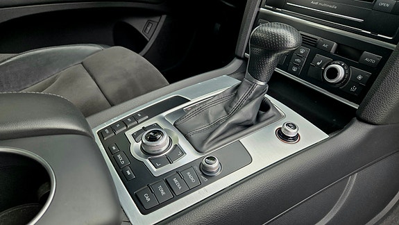 Audi Q7 18 of 18