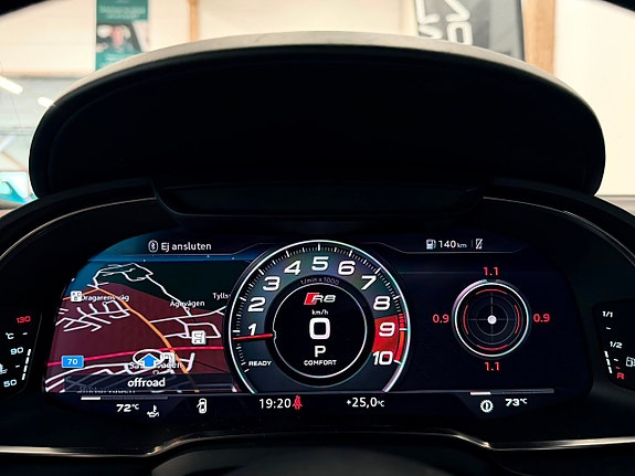 Audi R8 10 of 21