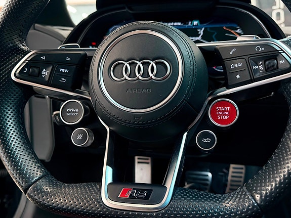 Audi R8 15 of 21