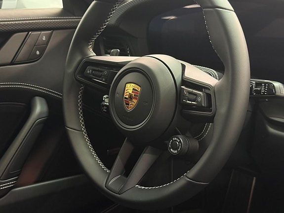 Porsche 911 13 of 20