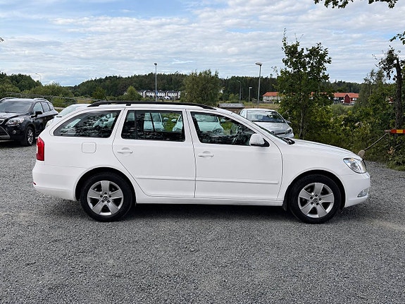 Skoda Octavia 3 of 19