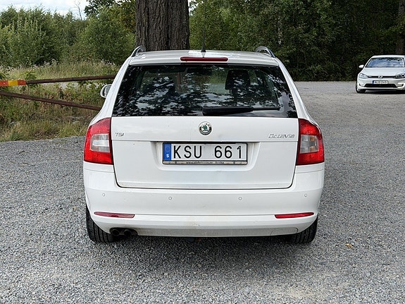 Skoda Octavia 6 of 19
