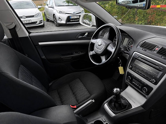 Skoda Octavia 13 of 19