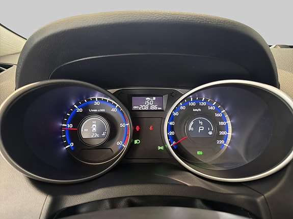 Hyundai ix35 12 of 22