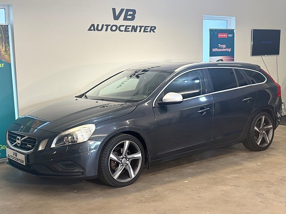 Volvo V60 8 of 25