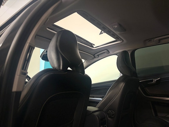 Volvo V60 22 of 25